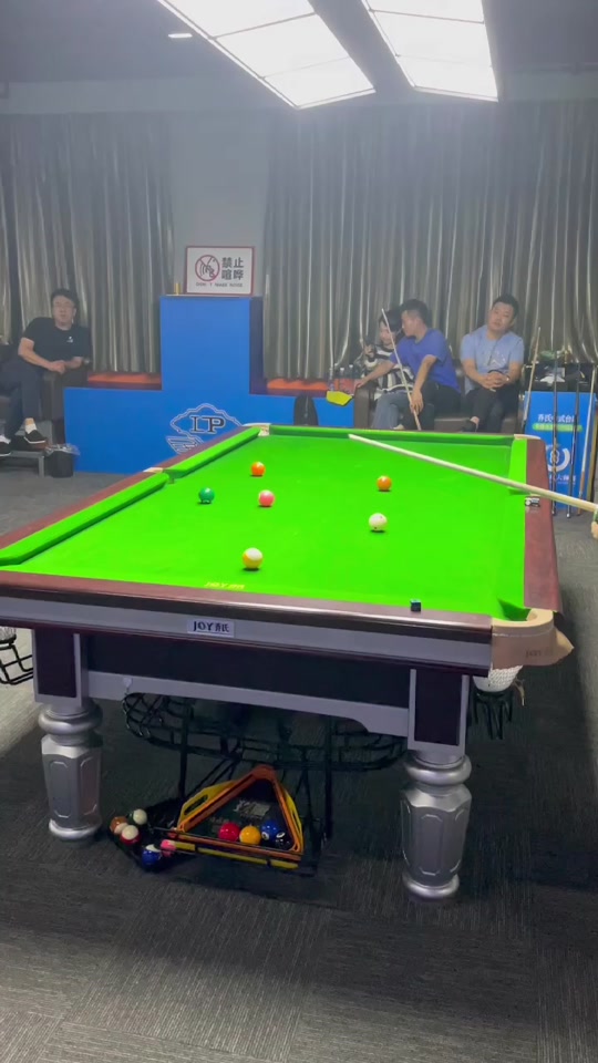 若日尼奥 若日尼奥