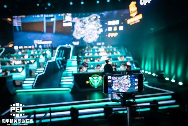 但它汇聚了 但它汇聚了